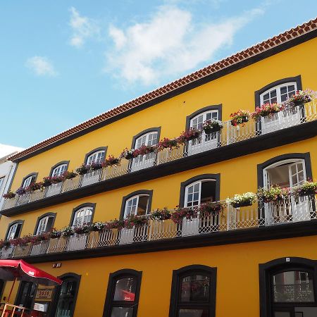 Globo Happy Hostel Angra do Heroísmo Exterior foto